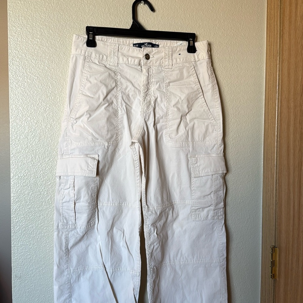 Hollister High-Rise Vintage Baggy Cargo Pants
